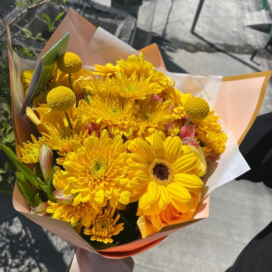 BOUQUET FLORES AMARILLAS 12 tallos