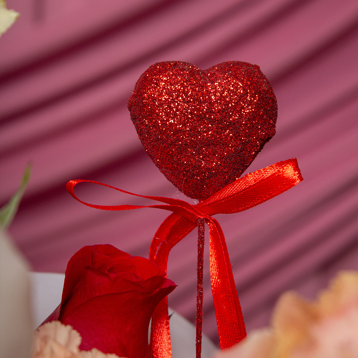 Flowerbox 24 rosas + flores finas